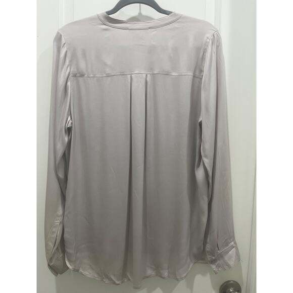 Vince V-Neck Gray Silk Long Sleeve Blouse Sz 12 - Picture 6 of 6
